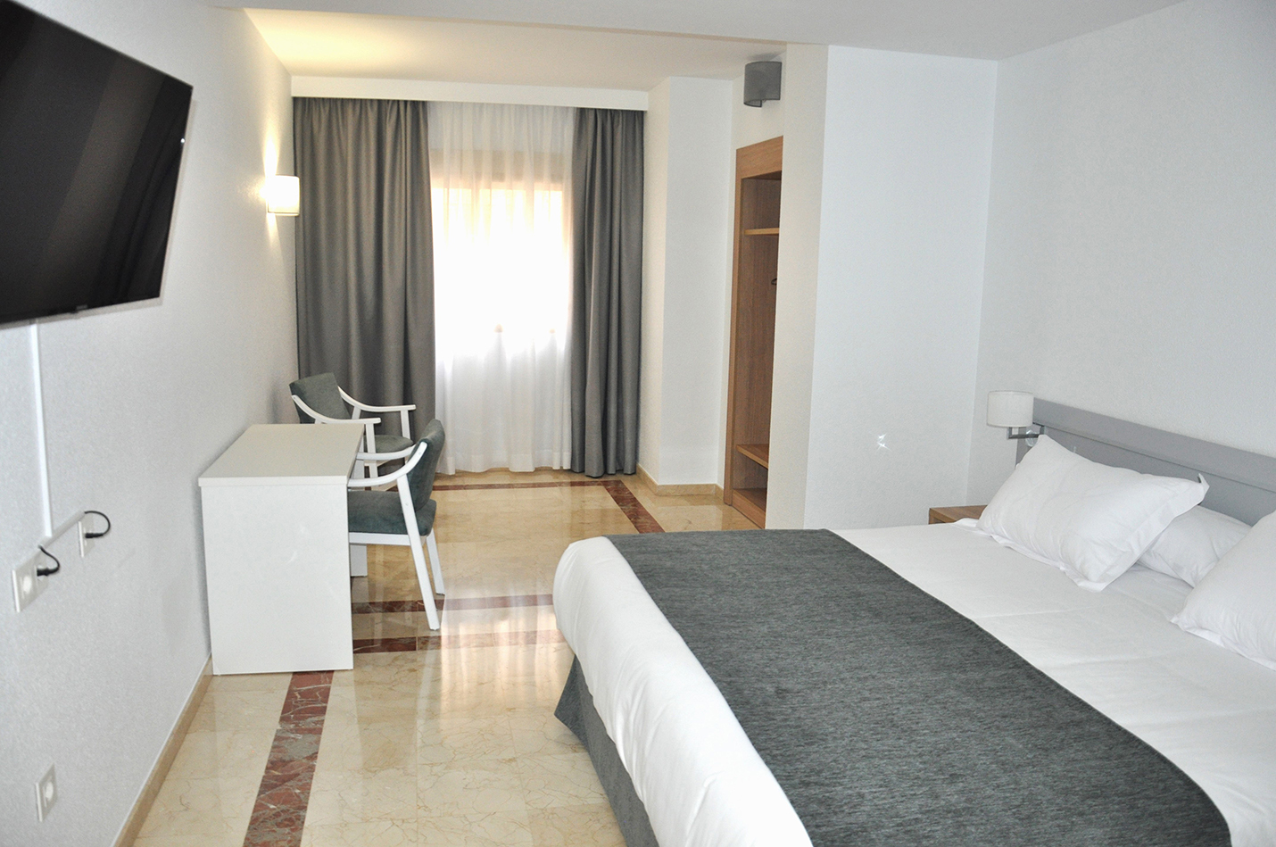 varwwwvhostsaviratodesign comneohotelcaravaca com aviratodesign comwp contentuploads jpg